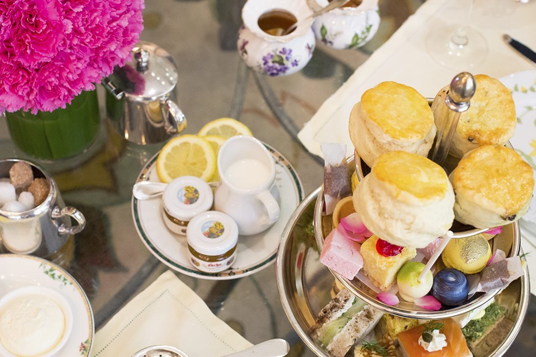 How to Have a Proper High Tea | DARLING | Photo by Milena Mallory